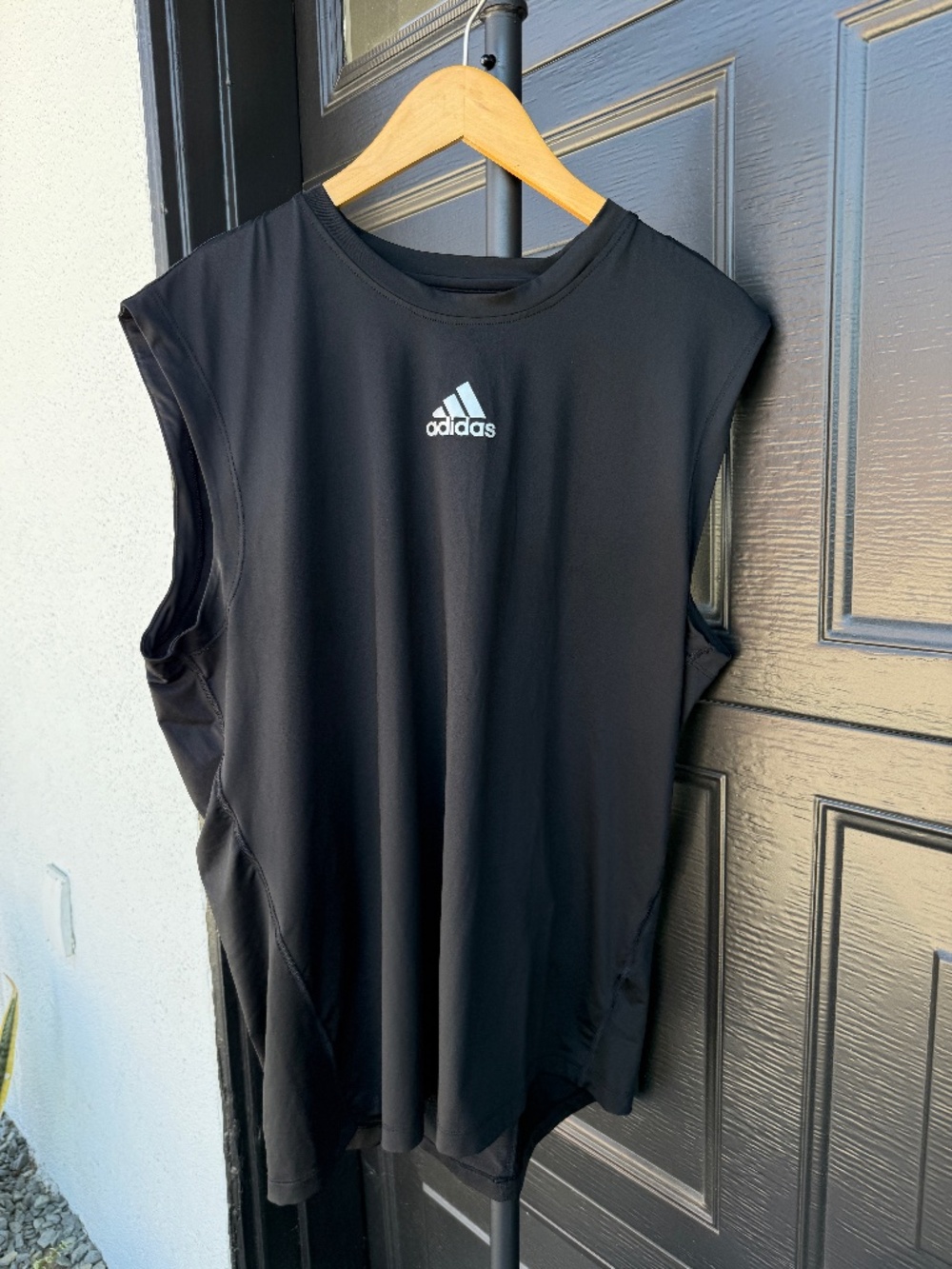 Used! Men's Adidas Techfit Sleeveless Training Shirt Black Gym Athletic Size XL